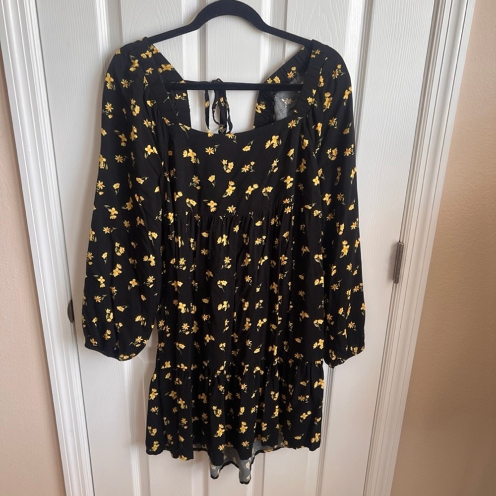 SO Floral Print Dress Square Neck Long Sleeve Tiered Mini Dress Size‎ XLTie Back